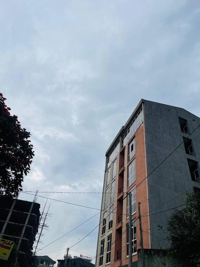 Goza Guest House Addis Ababa Exterior photo
